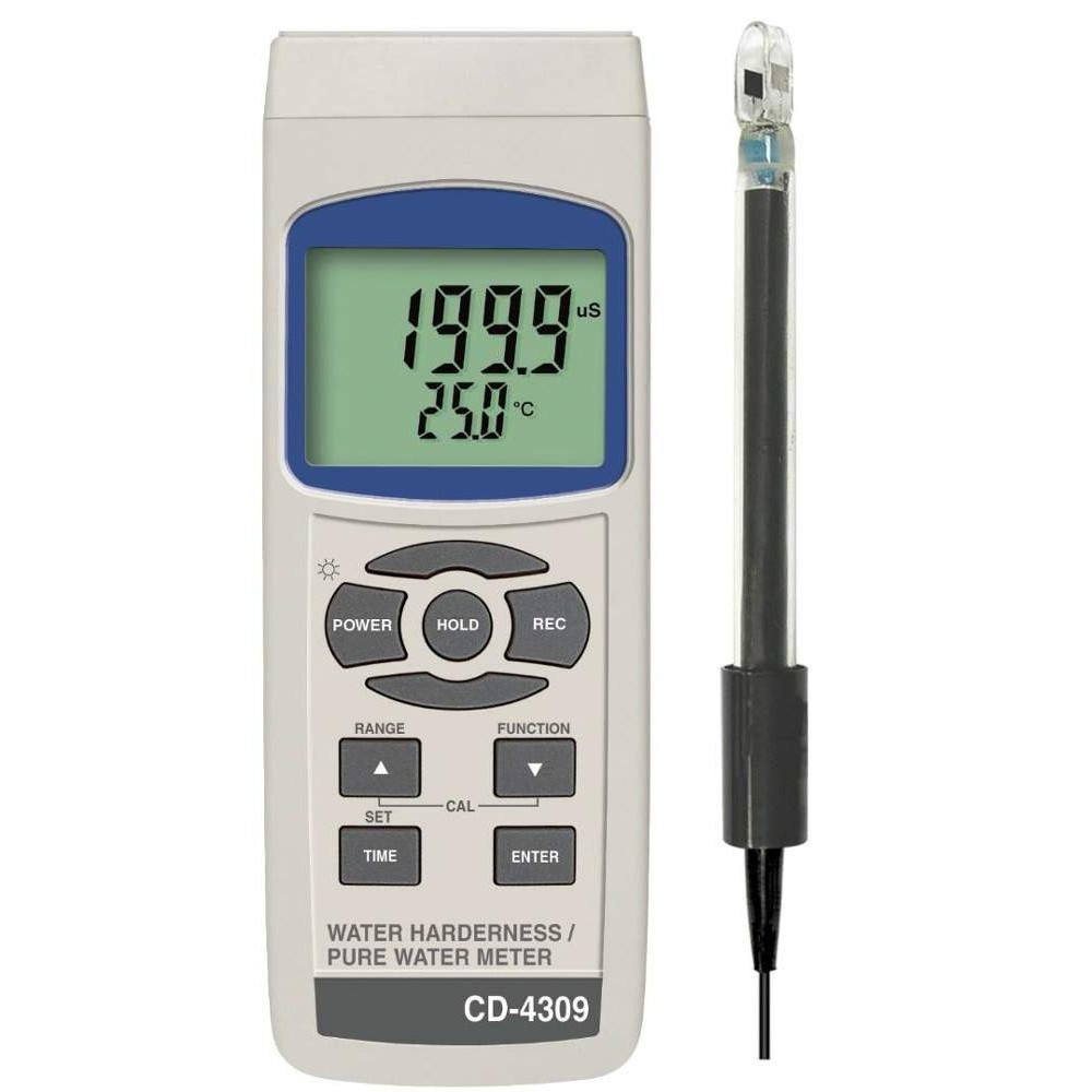 Medidor de conductividad CD4309 para análisis de calidad de agua.